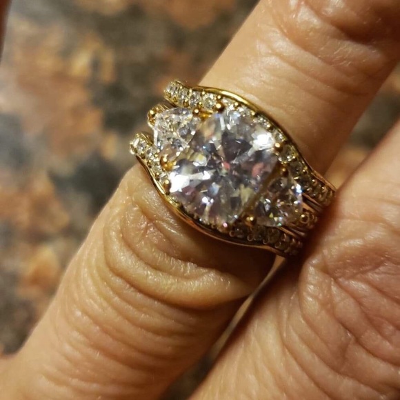 Qvc rings. CZ . Size 4 - Picture 1 of 10